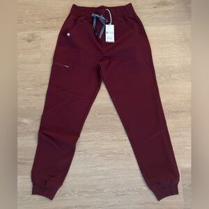 Figs Red Sweatpants Slim Fit Joggers